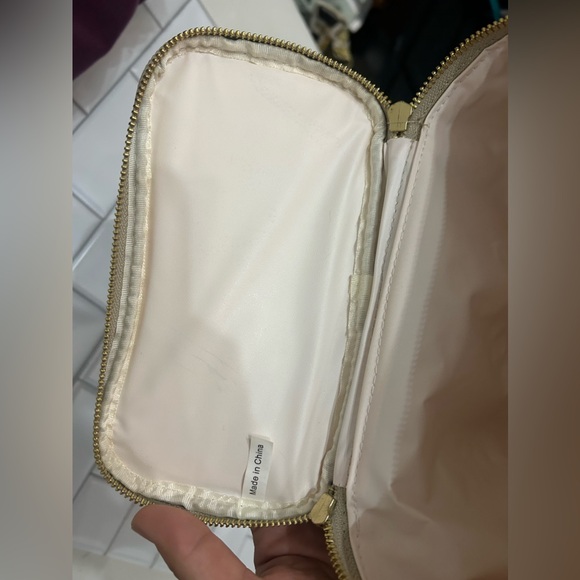 Kate Spade  New York lunch tote  ( out To lunch ) - Picture 8 of 11